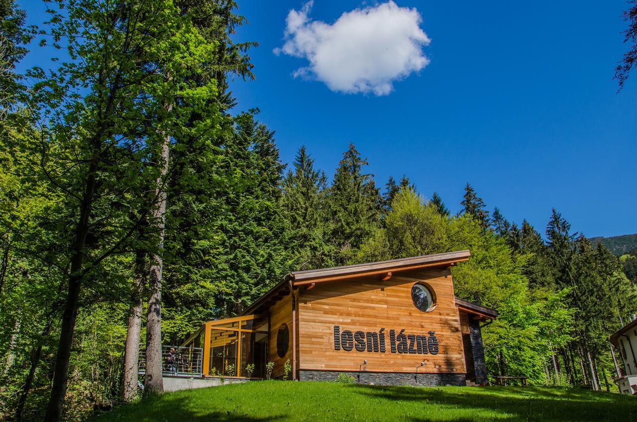 Horsky Hotel Celadenka / Mountain Resort Čeladná Esterno foto
