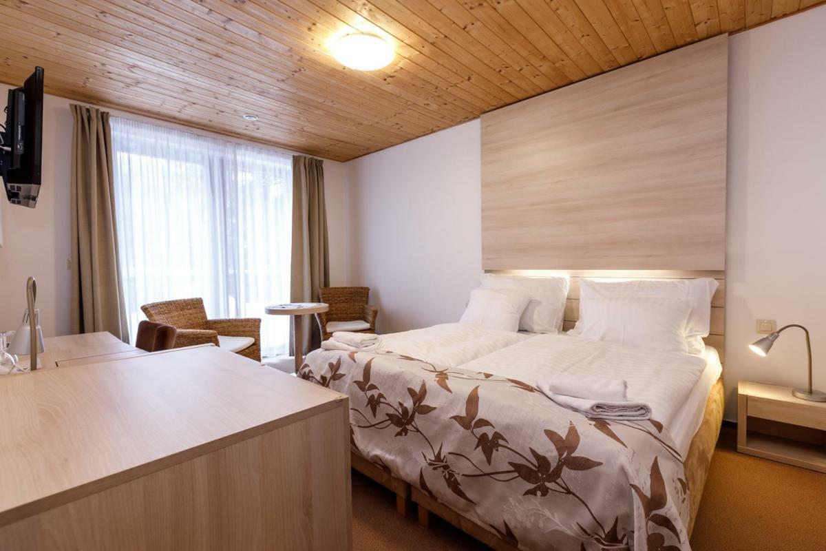 Horsky Hotel Celadenka / Mountain Resort Čeladná Esterno foto